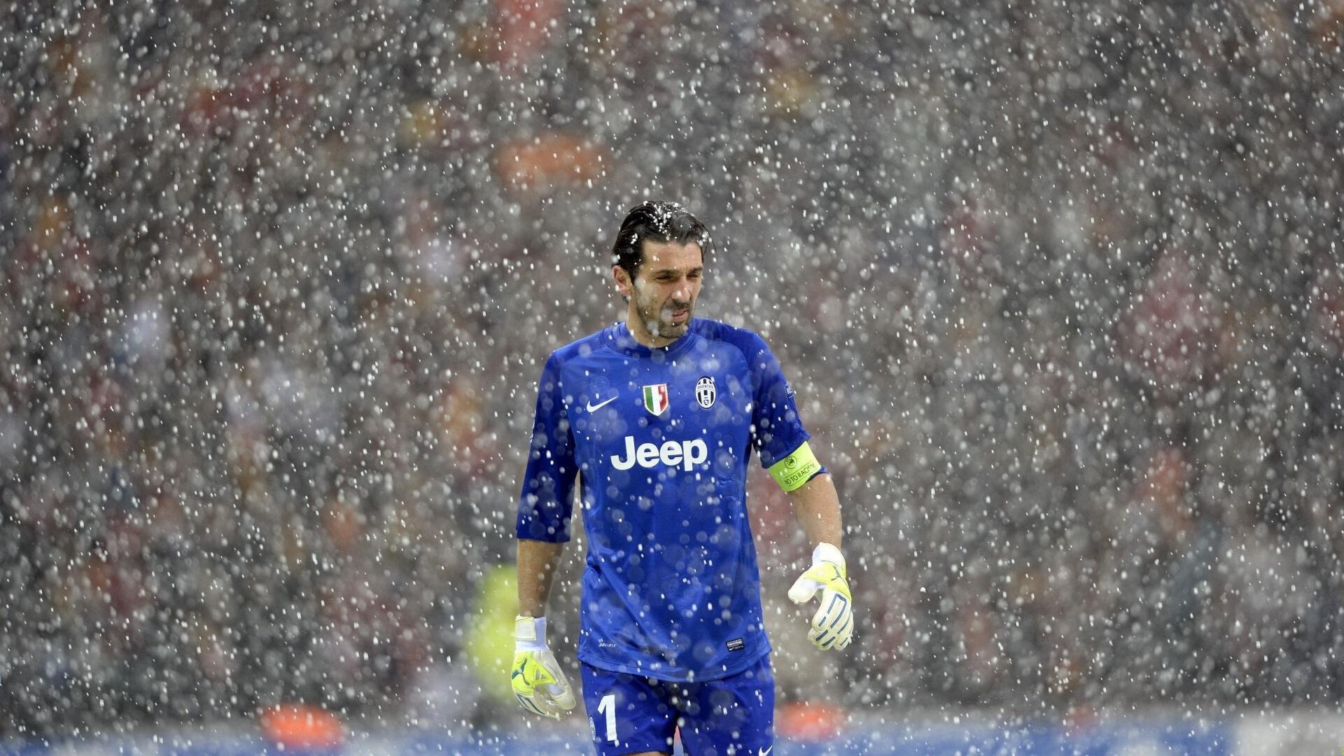 CBA季后赛激战正酣 辽宁队卫冕之路遭遇强敌挑战