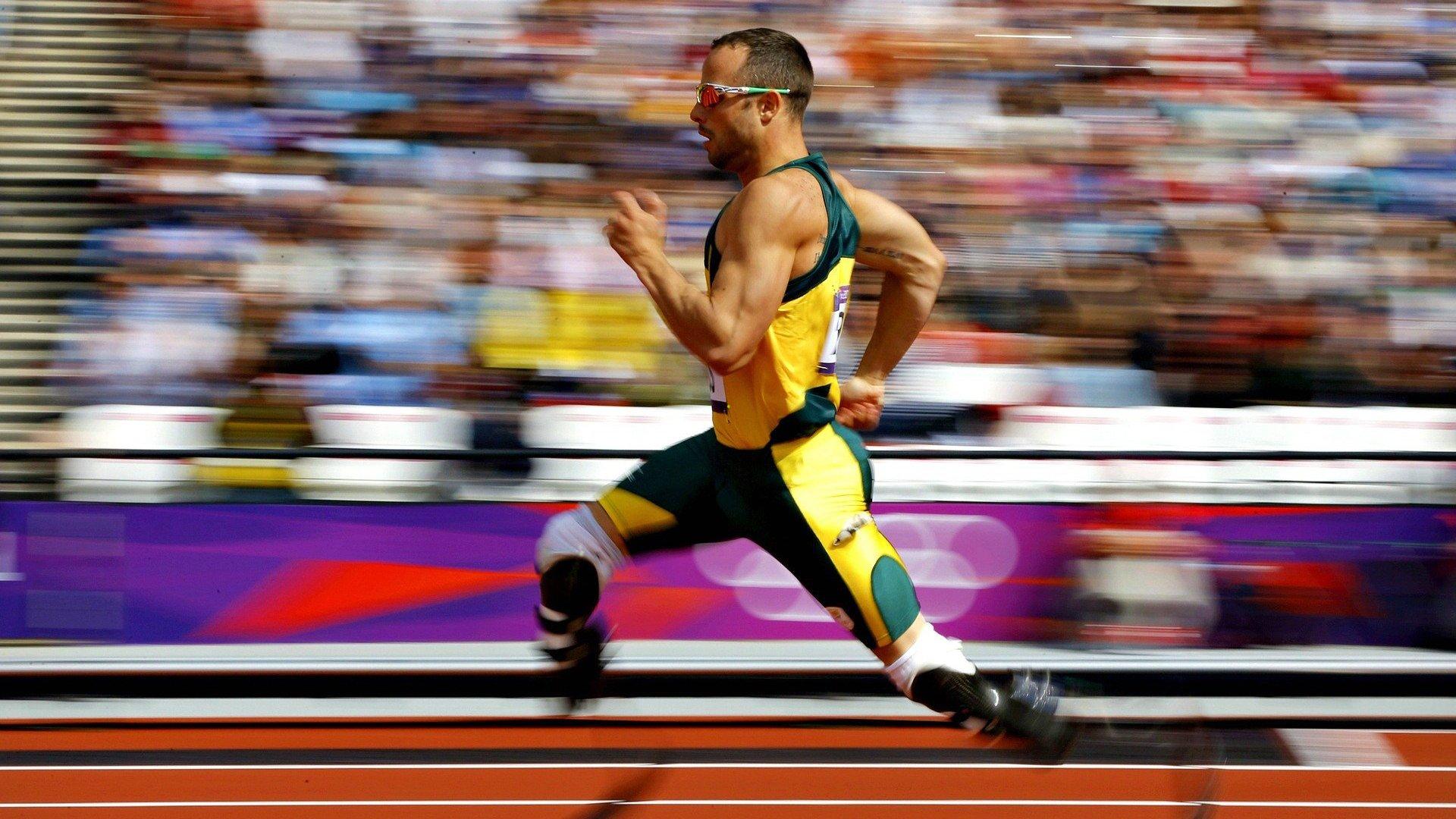 阿尔卡拉斯强势晋级温网四强 新生代天王再显王者风范