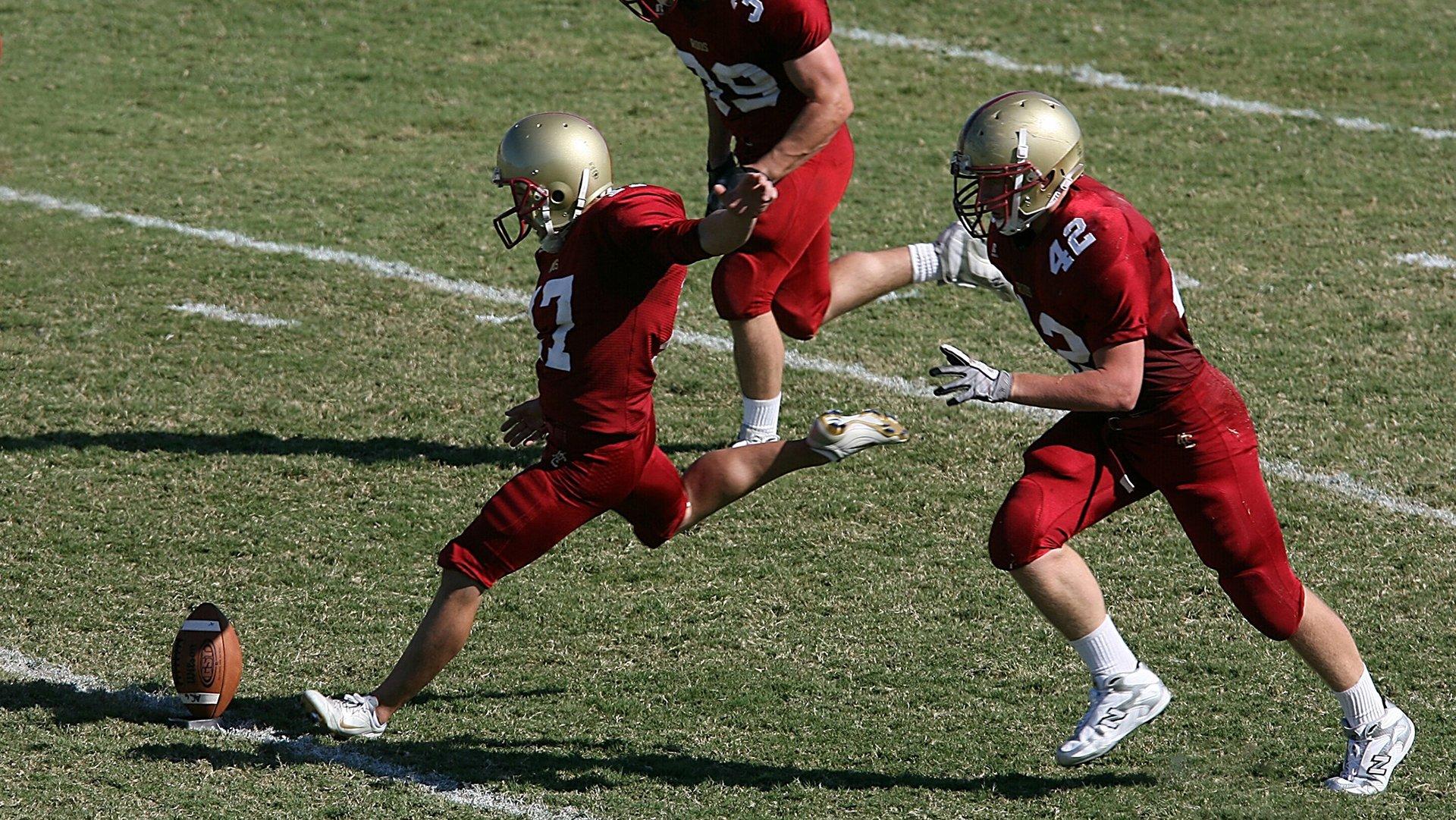 夏季联赛焦点战，杨瀚森闪耀全场，开拓者力克勇士